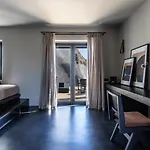 Nimbus Santorini