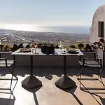 Ξενοδοχείο με διαμερίσματα Nimbus Santorini Οία