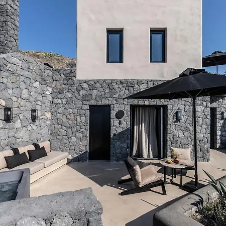 Nimbus Santorini Aparthotel 3*