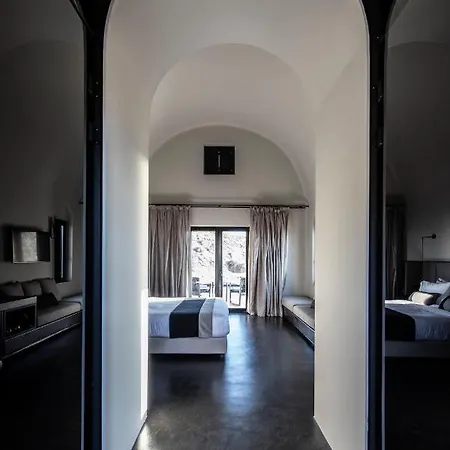 Nimbus Santorini Apartmanhotel