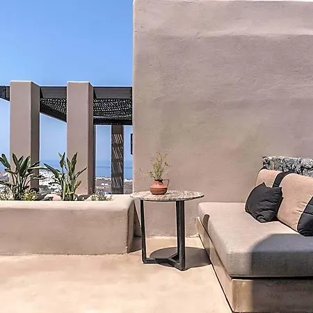 Nimbus Santorini