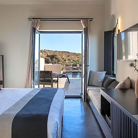 Nimbus Santorini 4*