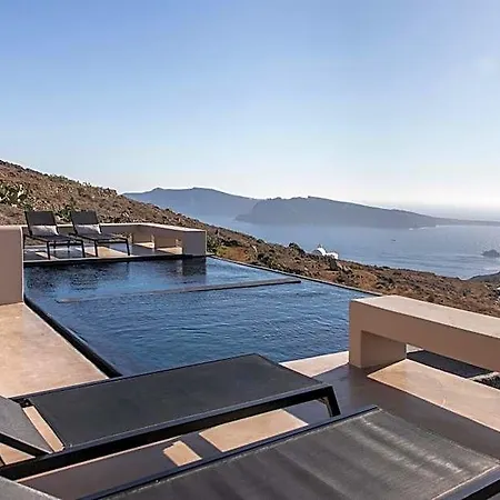 Nimbus Santorini أويا