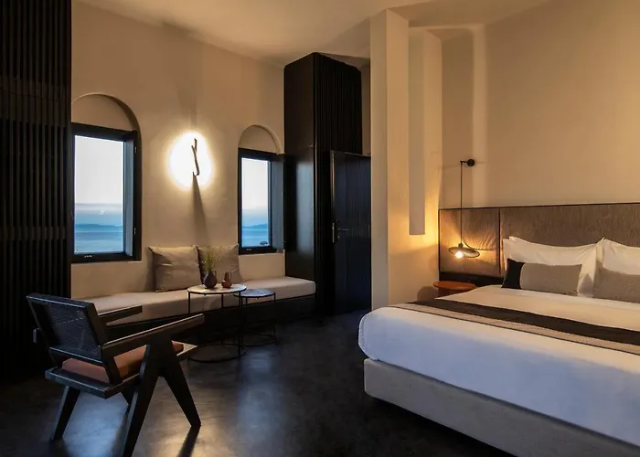 Апарт-отель Nimbus Santorini 4*