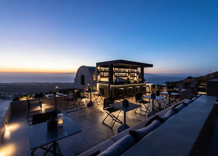 Nimbus Santorini Апарт-отель