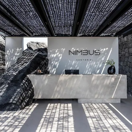 Nimbus Santorini أويا
