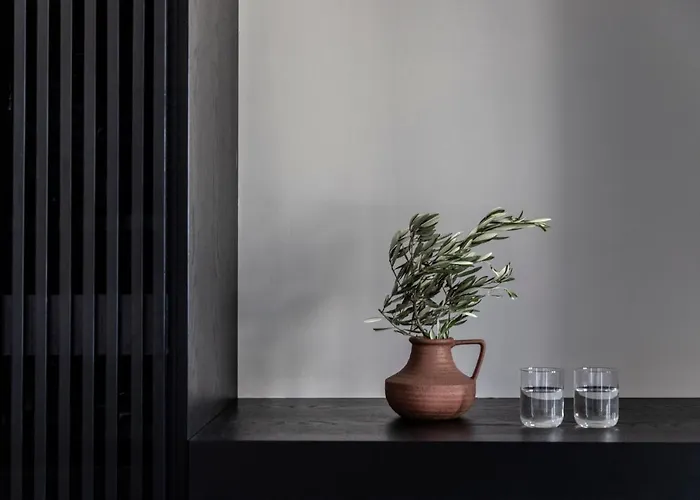 Nimbus Santorini Oia (Santorini)